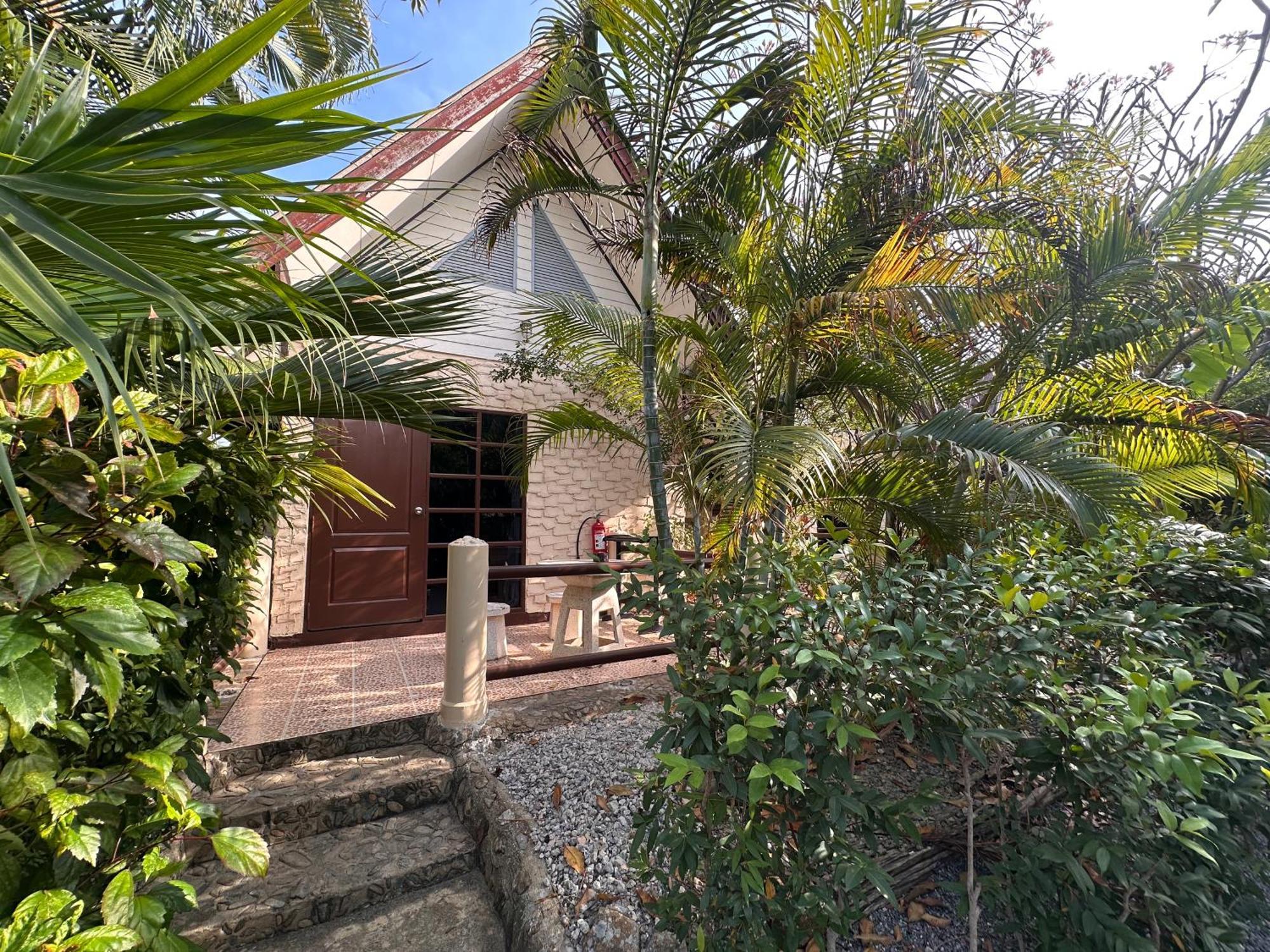 Blue Beach Resort Baanphakrimlay Exterior foto